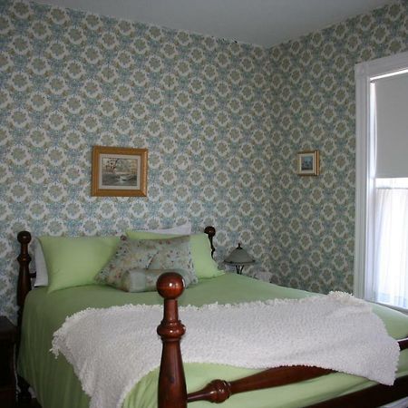 Sackville Bed And Breakfast Extérieur photo
