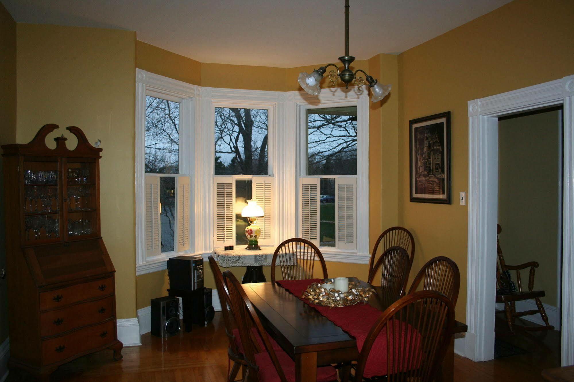 Sackville Bed And Breakfast Extérieur photo