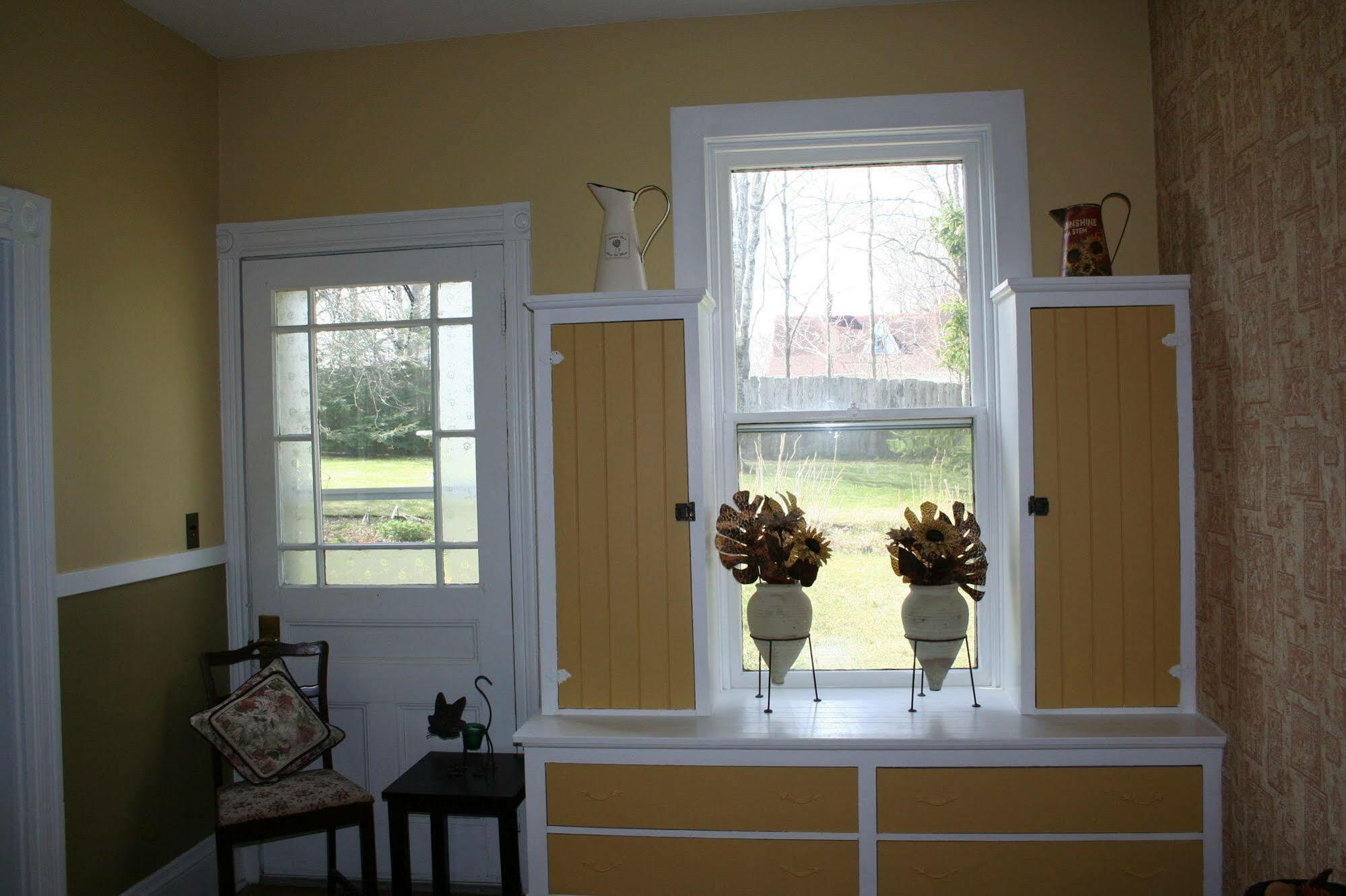Sackville Bed And Breakfast Extérieur photo