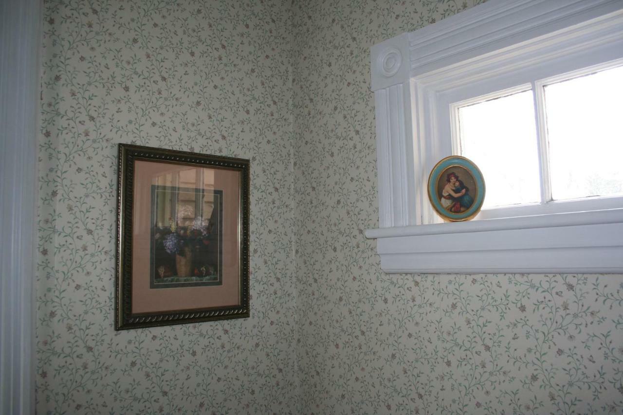Sackville Bed And Breakfast Extérieur photo